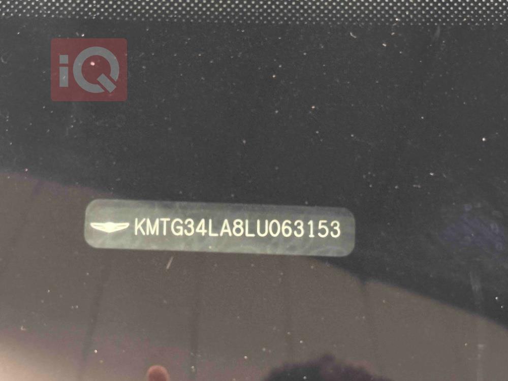 جنسس G70